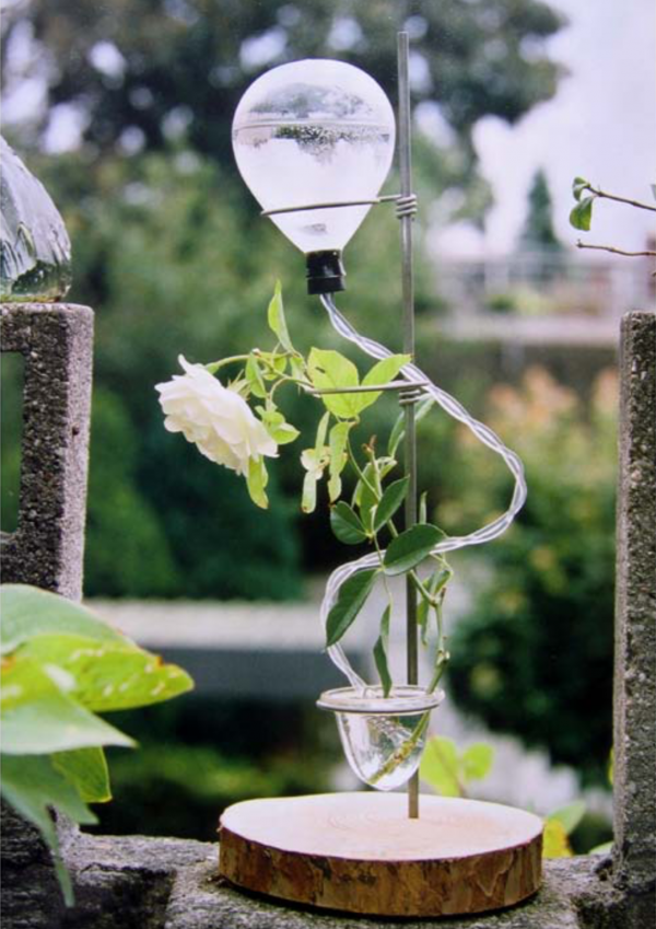 Flower Lab, competition design for an embassy gift - executed by Serax, 2006